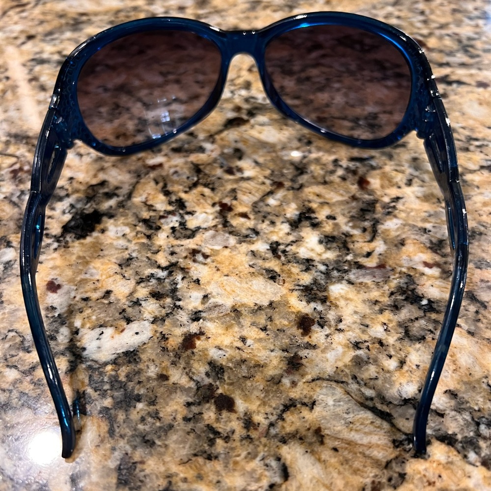 Sunglass Bundle - image 6